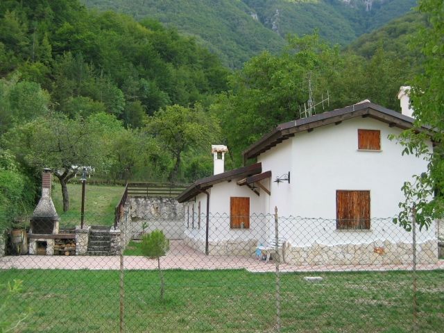 foto 10 Affitto tra privati Scanno villa Abruzzo L'Aquila (provincia di) Giardino