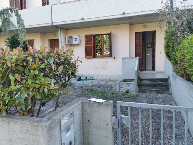 foto 14 Affitto tra privati Marotta appartement Marche Pesaro Urbino (provincia di) Vista esterna della casa vacanze