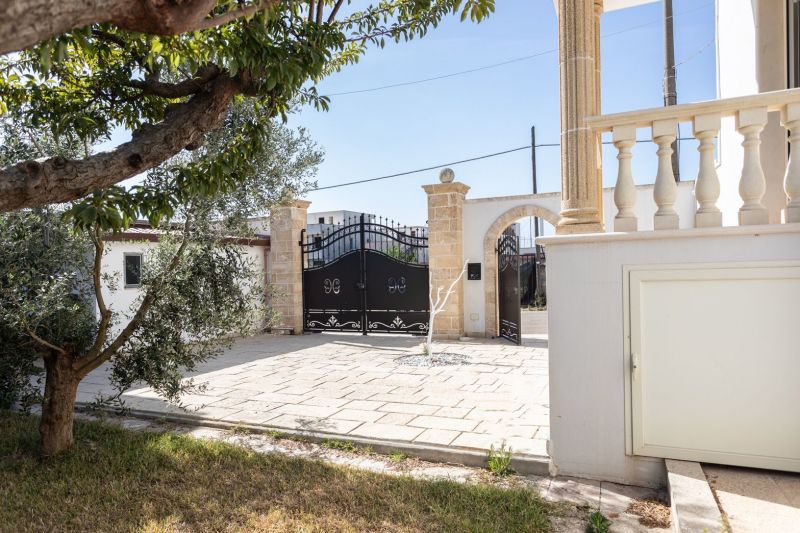 foto 13 Affitto tra privati Ugento - Torre San Giovanni maison Puglia Lecce (provincia di) Giardino