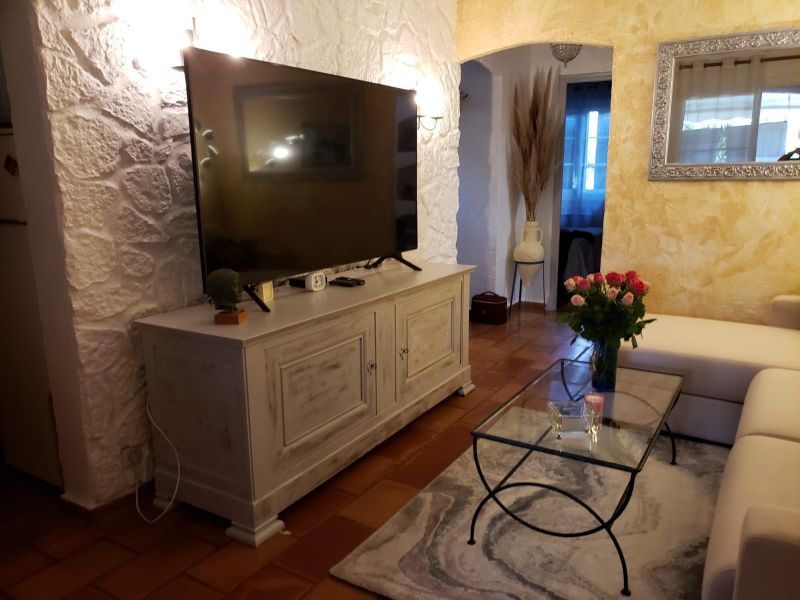 foto 3 Affitto tra privati Les Issambres appartement Provenza Alpi Costa Azzurra Var Salotto