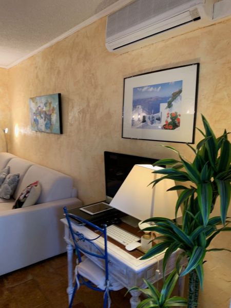 foto 6 Affitto tra privati Les Issambres appartement Provenza Alpi Costa Azzurra Var Salotto