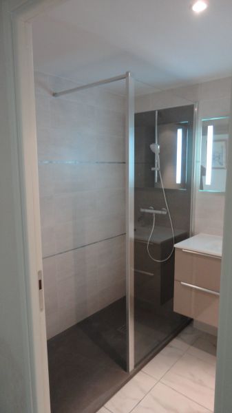 foto 3 Affitto tra privati Frjus appartement Provenza Alpi Costa Azzurra Var Bagno