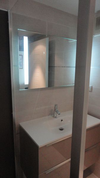 foto 4 Affitto tra privati Frjus appartement Provenza Alpi Costa Azzurra Var Bagno