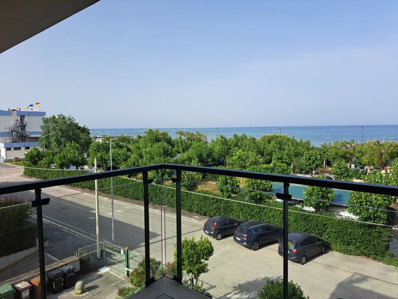 foto 0 Affitto tra privati Alba Adriatica appartement Abruzzo Teramo (provincia di) Vista dal terrazzo