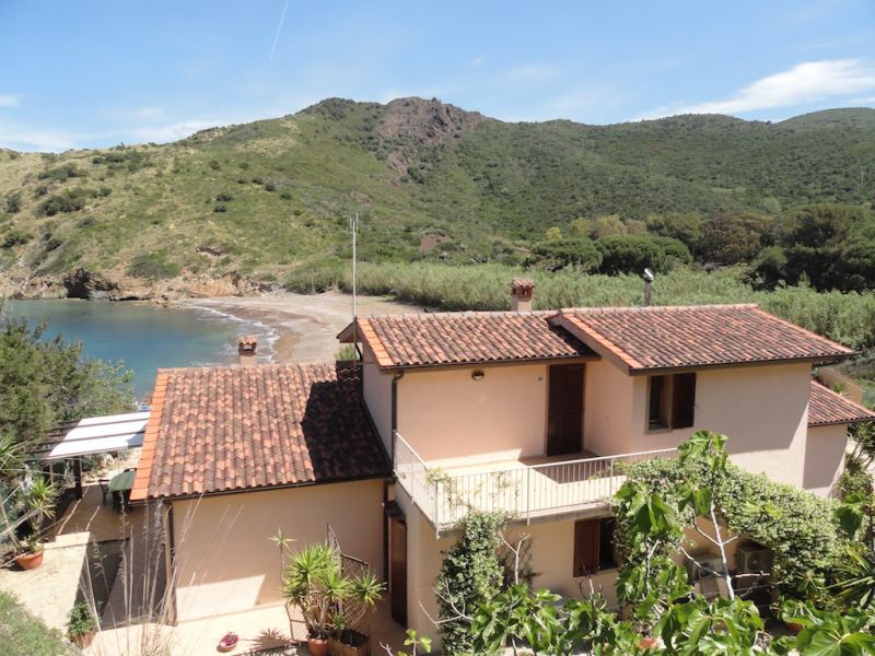 foto 3 Affitto tra privati Rio nell'Elba appartement Toscana Isola d'Elba Vista esterna della casa vacanze