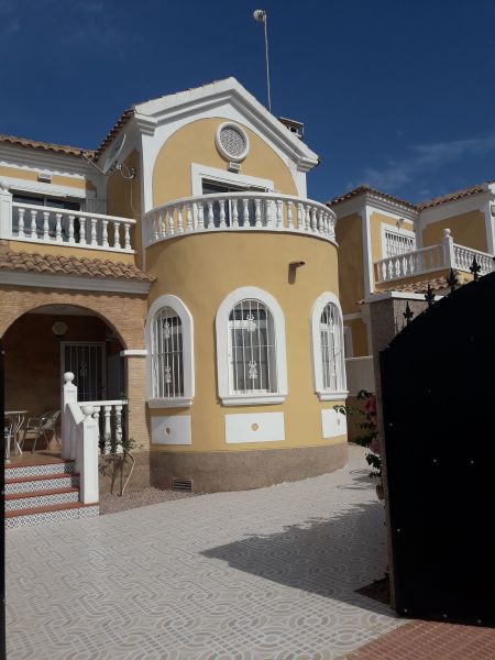 foto 1 Affitto tra privati Torrevieja villa Comunit Valenzana Alicante (provincia di) Vista esterna della casa vacanze