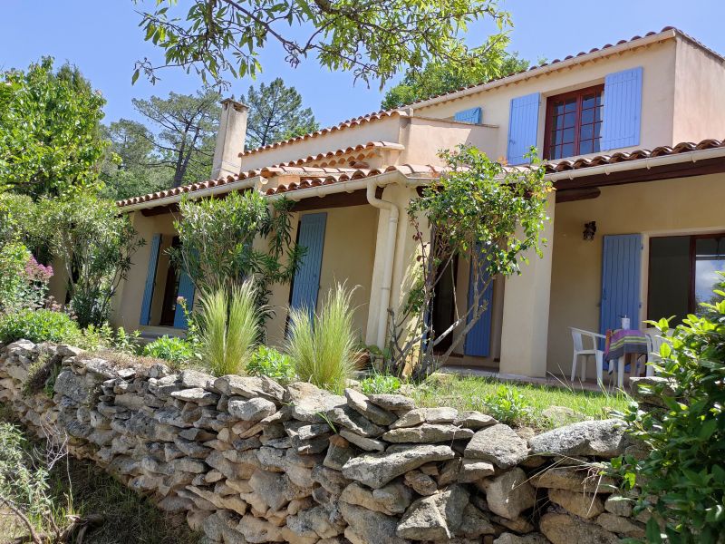 foto 18 Affitto tra privati Roussillon maison Provenza Alpi Costa Azzurra  Vista esterna della casa vacanze