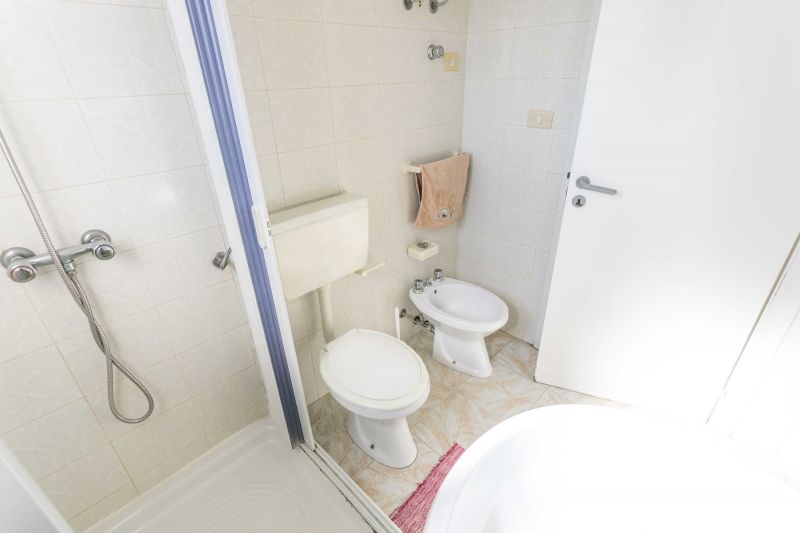 foto 12 Affitto tra privati Ugento - Torre San Giovanni appartement   Bagno