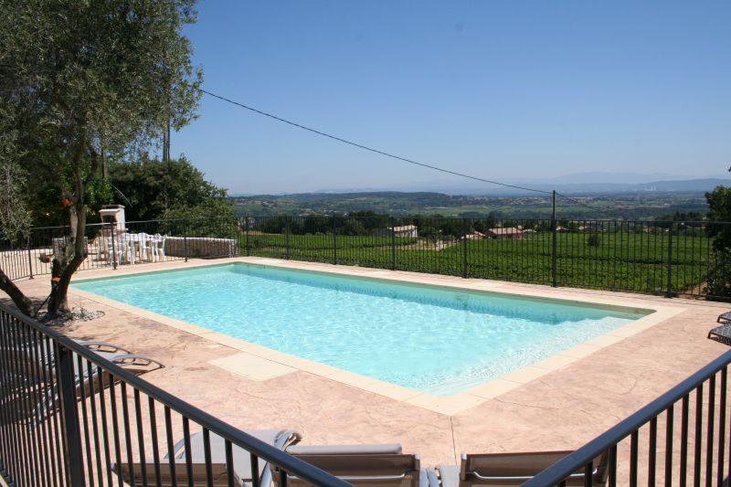 foto 1 Affitto tra privati Saint-Julien-de-Peyrolas villa Linguadoca-Rossiglione Gard Piscina