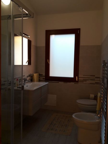 foto 12 Affitto tra privati Bosa appartement Sardegna Oristano (provincia di) Bagno