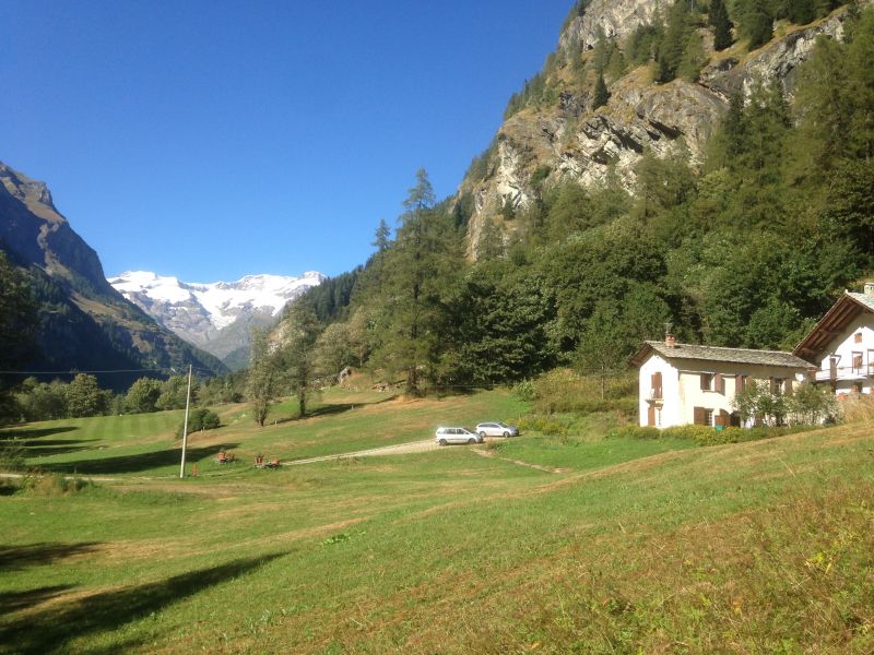 foto 1 Affitto tra privati Gressoney Saint Jean chalet Valle d'Aosta Aosta (provincia di) Parcheggio