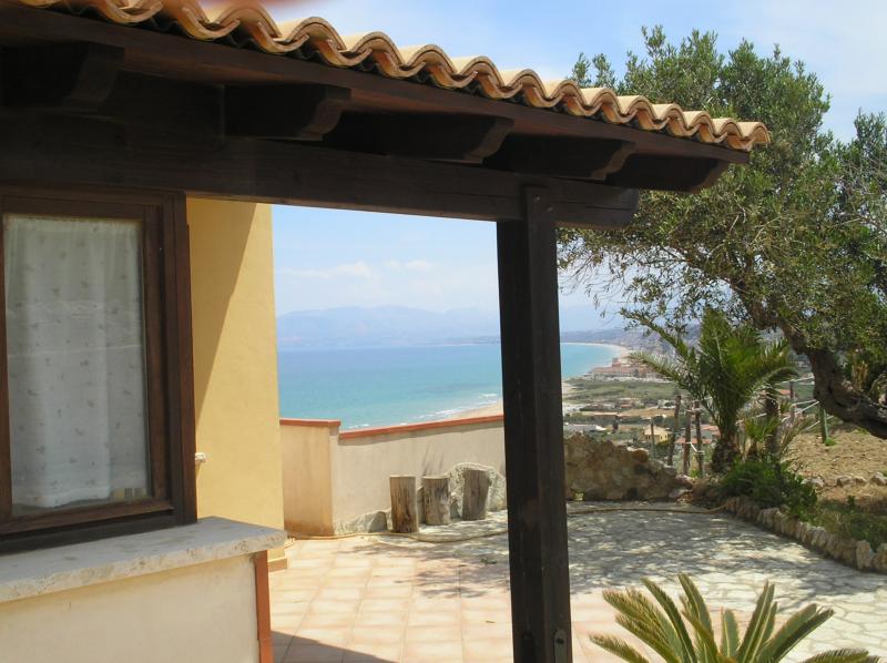 foto 11 Affitto tra privati Castellammare del Golfo appartement Sicilia Trapani (provincia di) Vista esterna della casa vacanze