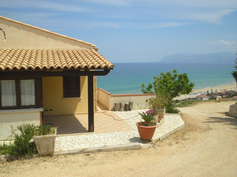 foto 18 Affitto tra privati Castellammare del Golfo appartement Sicilia Trapani (provincia di) Vista esterna della casa vacanze