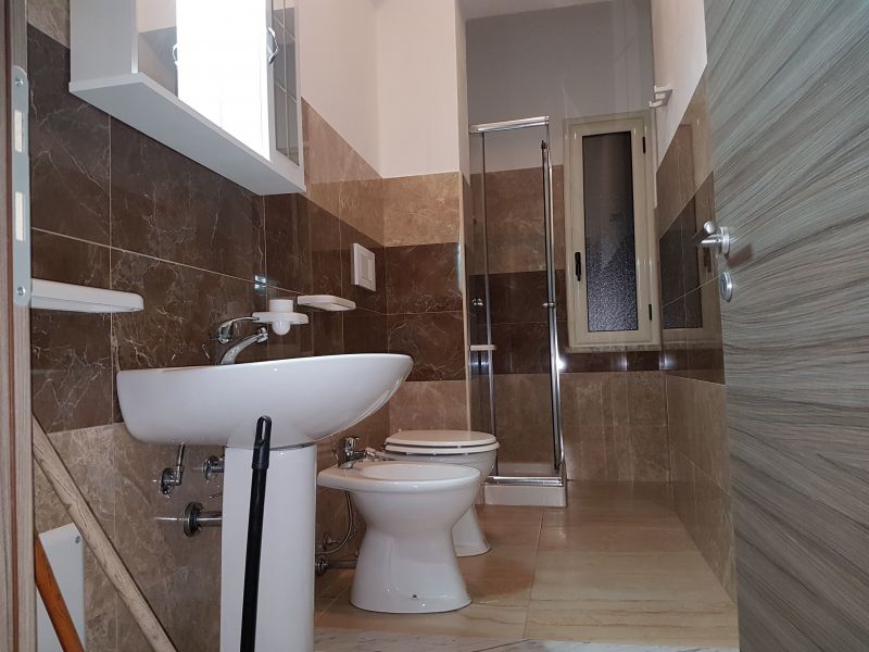 foto 14 Affitto tra privati Isola di Capo Rizzuto appartement Calabria Crotone (provincia di) Bagno