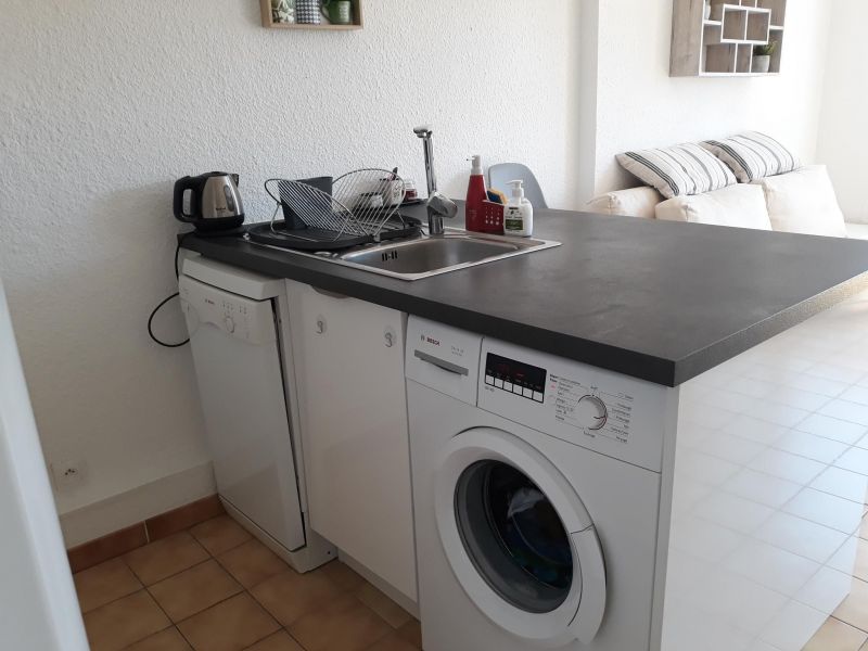 foto 1 Affitto tra privati Frjus appartement Provenza Alpi Costa Azzurra Var Cucina all'americana