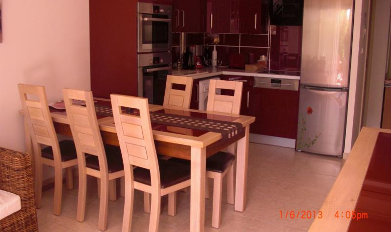 foto 1 Affitto tra privati Cavalaire-sur-Mer appartement Provenza Alpi Costa Azzurra Var Angolo cottura