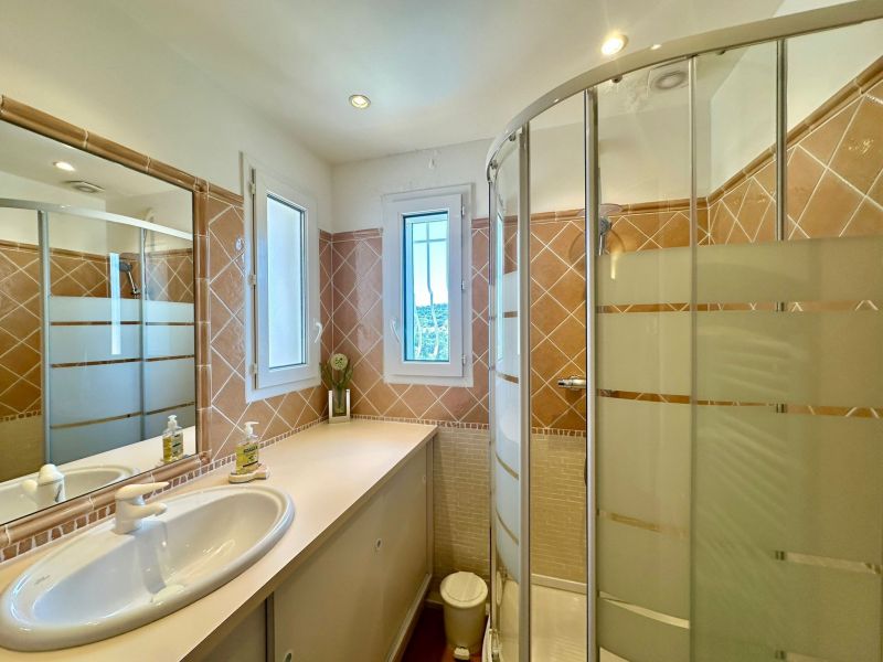 foto 24 Affitto tra privati Les Issambres appartement Provenza Alpi Costa Azzurra Var Bagno