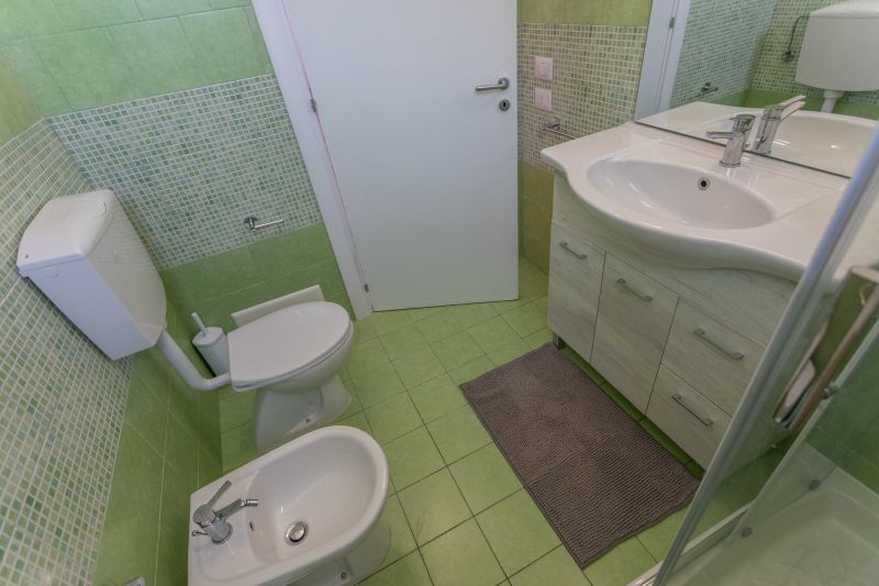 foto 12 Affitto tra privati Ugento - Torre San Giovanni maison Puglia Lecce (provincia di) Bagno