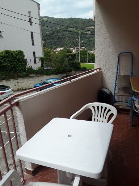 foto 9 Affitto tra privati Amlie-Les-Bains studio Linguadoca-Rossiglione Pirenei Orientali (Pyrnes-Orientales) Vista dal balcone