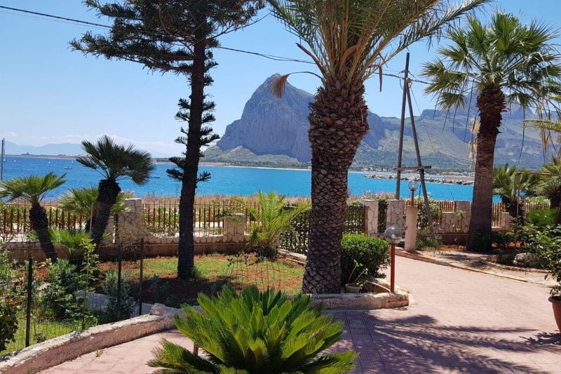 foto 0 Affitto tra privati San Vito lo Capo villa   Vista esterna della casa vacanze