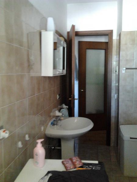 foto 5 Affitto tra privati Marina di Massa appartement Toscana  Bagno