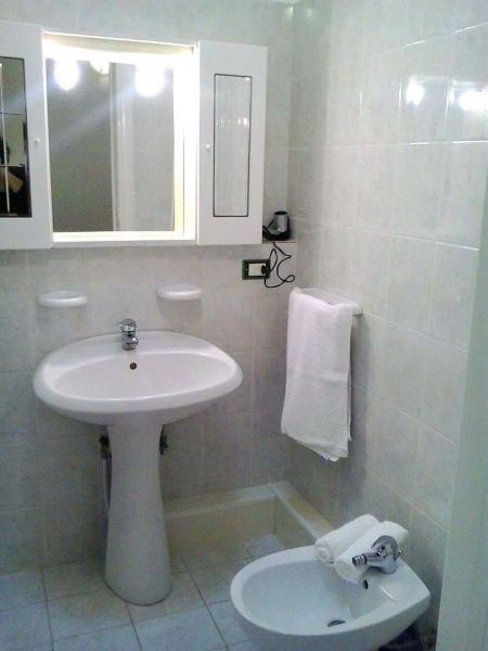 foto 20 Affitto tra privati Torre Vado appartement Puglia Lecce (provincia di) Bagno