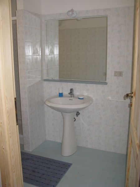 foto 8 Affitto tra privati Solanas villa Sardegna Cagliari (provincia di) Bagno 1