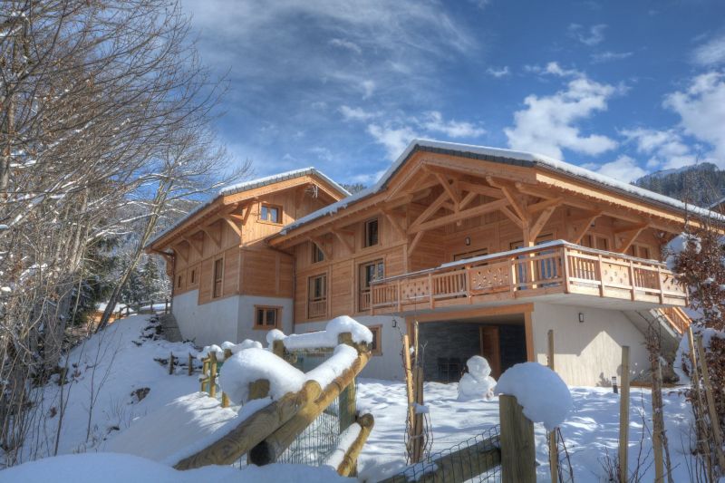 foto 1 Affitto tra privati Les Carroz d'Araches chalet Rodano Alpi Alta Savoia Vista esterna della casa vacanze