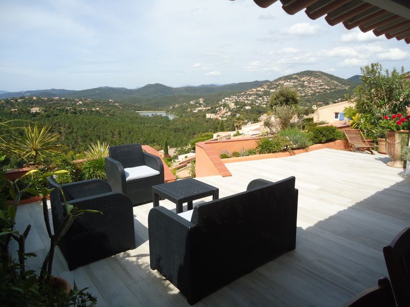 foto 10 Affitto tra privati La Londe-les-Maures maison Provenza Alpi Costa Azzurra Var Vista dal terrazzo