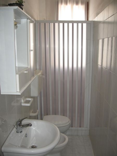 foto 9 Affitto tra privati Torre Canne appartement Puglia Brindisi (provincia di) Bagno