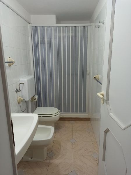 foto 14 Affitto tra privati Torre Vado appartement Puglia Lecce (provincia di) Bagno 2